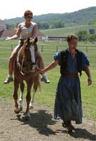 Gast auf einem Csik&oacute;s-Pferd